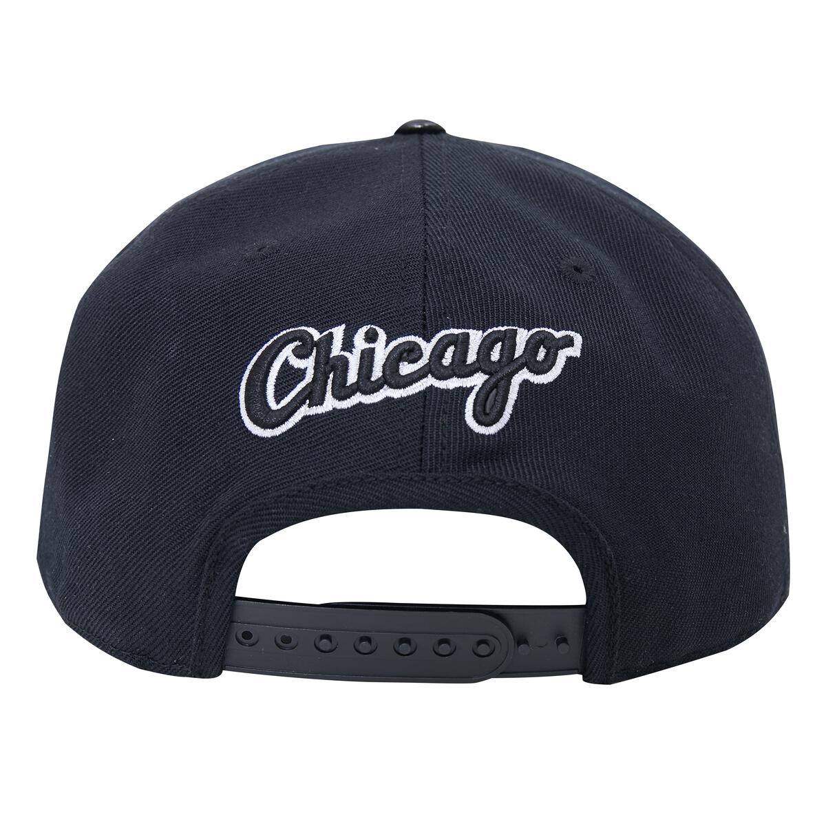 Pro Standard - Chicago White Sox Classic Chenille Wool Snapback Hat - Image 18