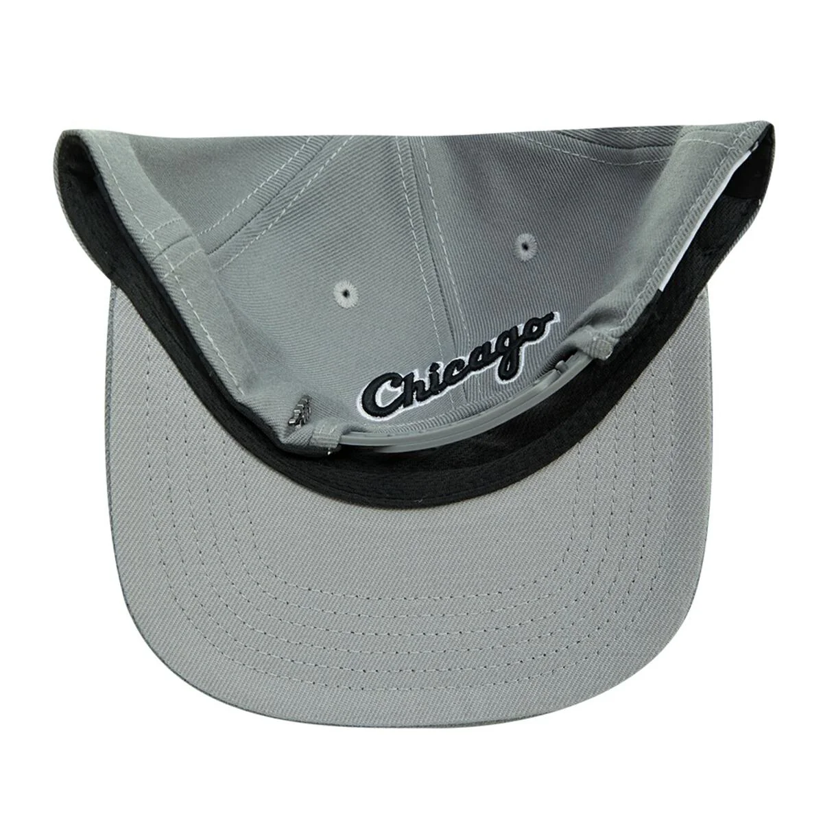 Pro Standard - Chicago White Sox Classic Chenille Wool Snapback Hat - Image 8